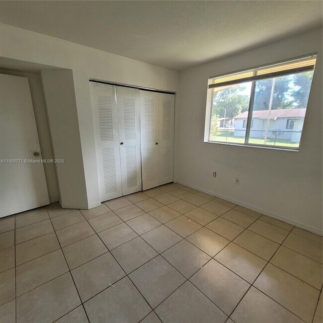 Building Photo - 17612 NW 25th Ave