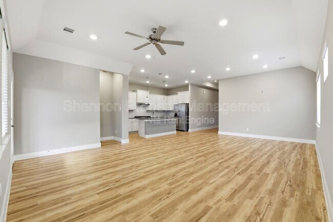 Building Photo - 808 Marisol Bay Dr