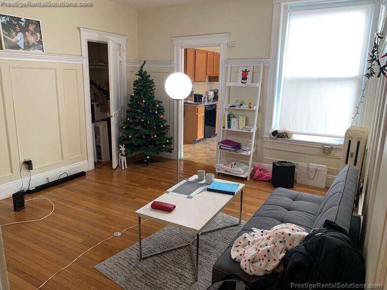 Building Photo - 1116 Commonwealth Ave