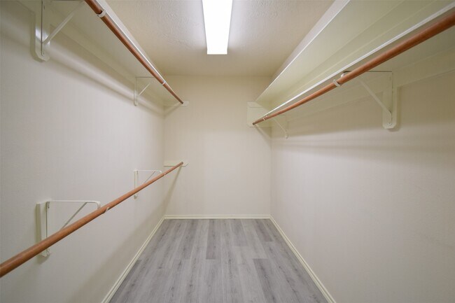 Building Photo - 21315 Pepperberry Trail