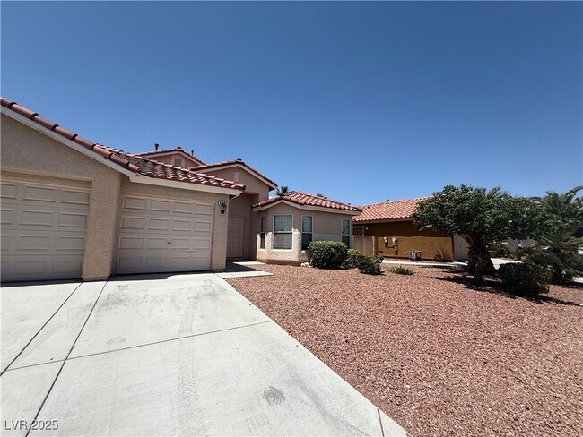 Building Photo - 6607 N Ruddock Dr
