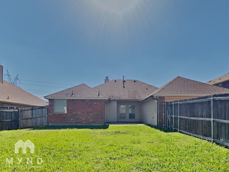 Building Photo - 1020 Hiddencreek Dr