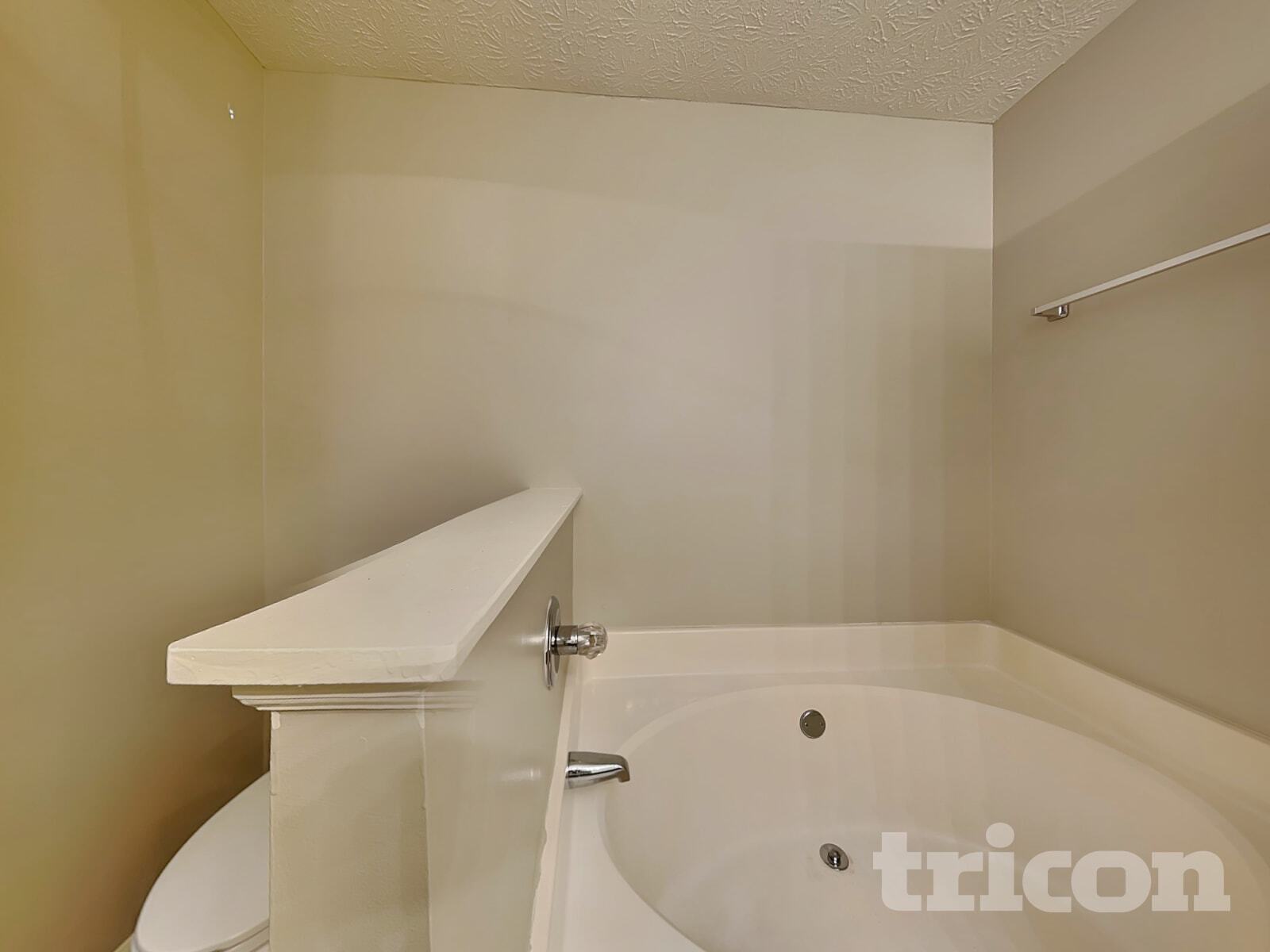 Building Photo - 270 Hayward Ln