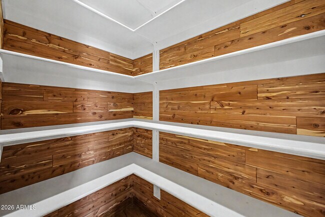 Building Photo - 5812 W Del Lago Cir