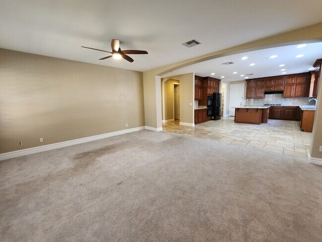 Building Photo - Beautifully Upgraded Southern Highlands Ga...
