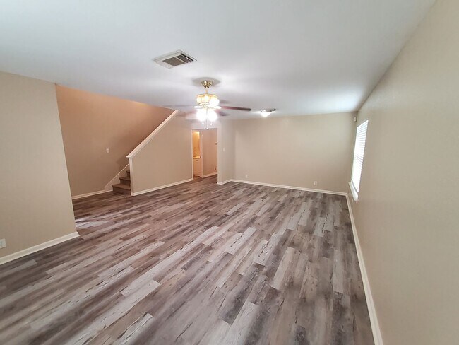Building Photo - 14819 Mountainside Ridge