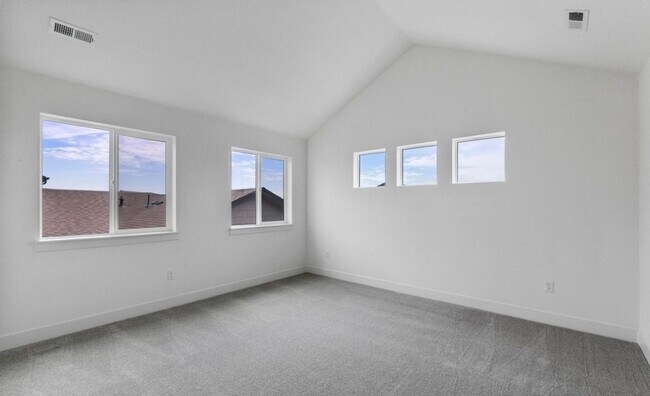 Building Photo - 5081 McKinnon Ct