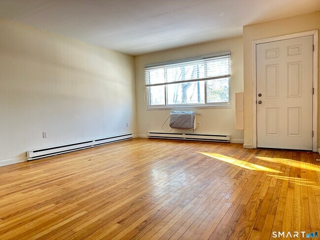 Building Photo - 168 Belltown Rd