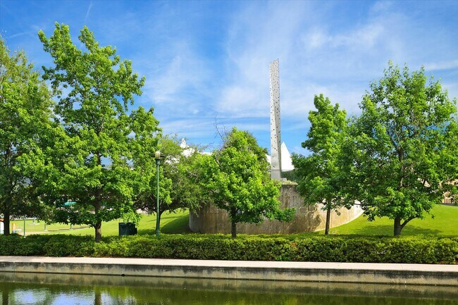 Building Photo - 50 Leafstalk Ct