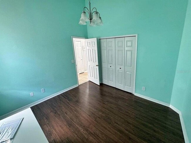 Building Photo - 13001 Yardsley Ct