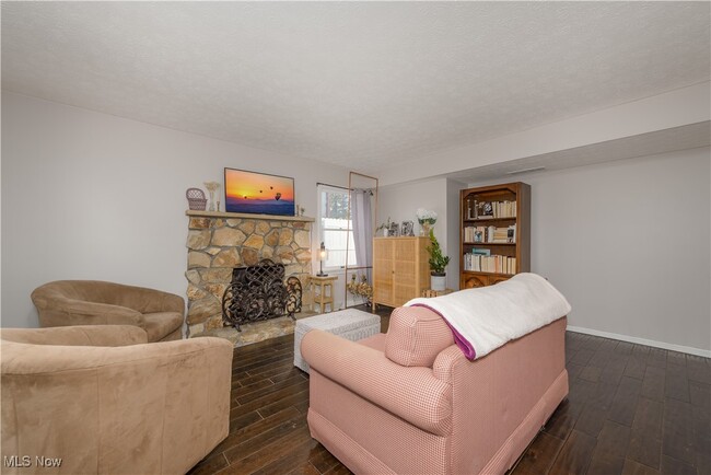 Building Photo - 2914 Burnham Jump Dr