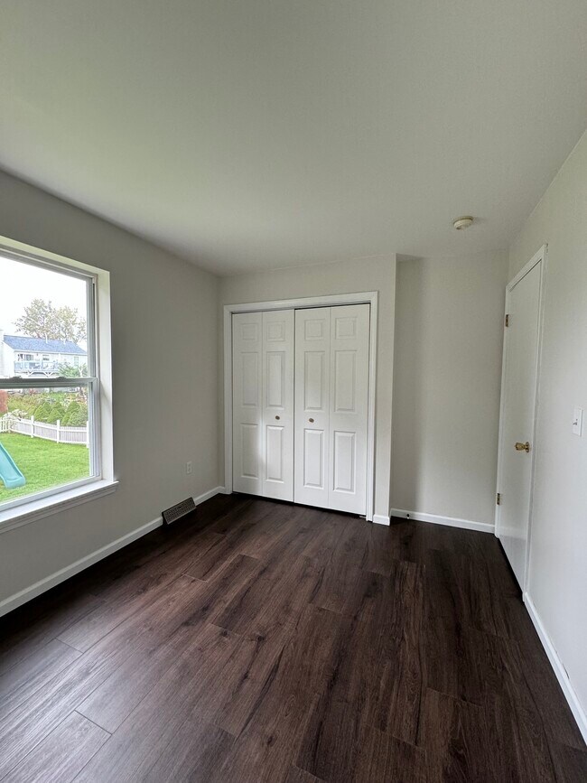 Building Photo - 35 Morgans Run