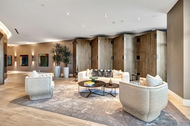 Building Photo - 730 N Ocean Blvd