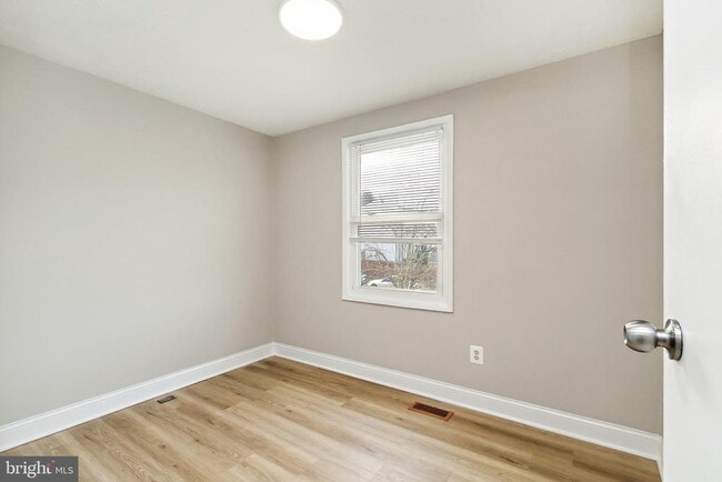 Building Photo - 3380 Longbow Ct