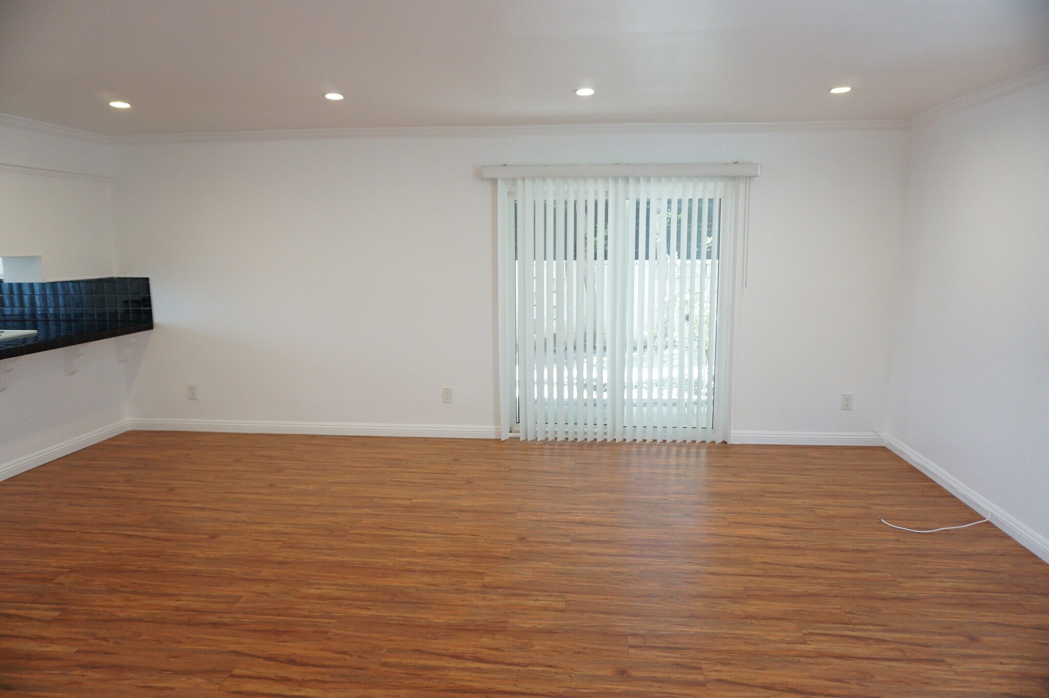 Building Photo - 4610 Densmore Ave