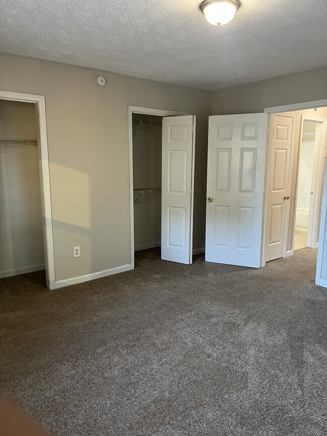 Building Photo - 2659 Evans Mill Dr