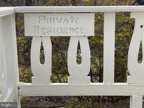 Building Photo - 15 W Ferry St