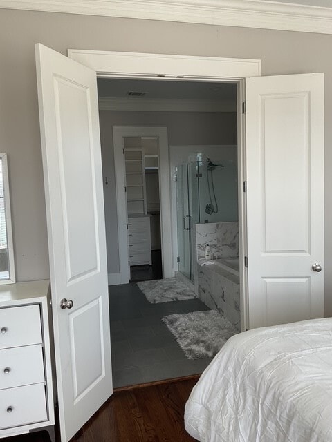 Building Photo - 5717 Winsome Ln