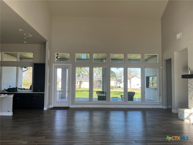 Building Photo - 1163 Trotter Ln