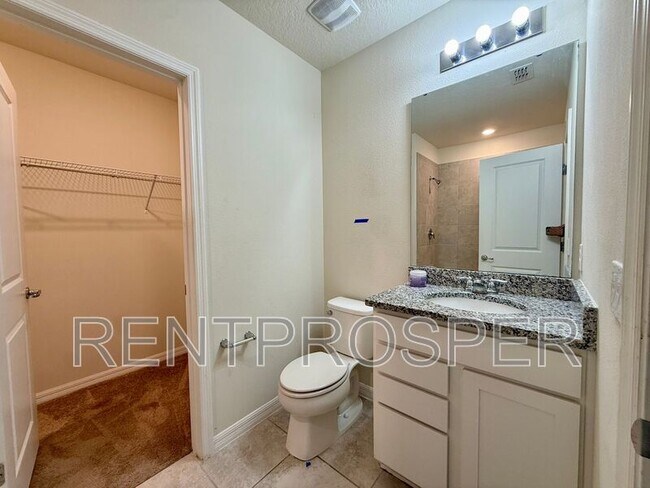 Building Photo - 5203 Northern Flicker Dr