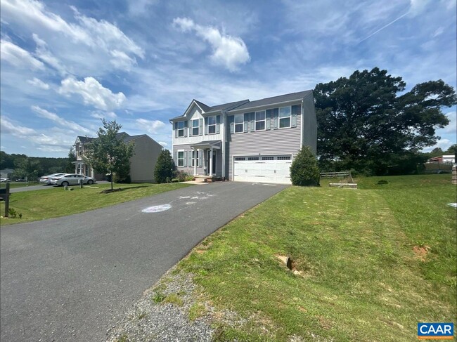 Building Photo - 96 Oland St