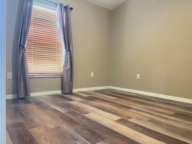 Building Photo - 4914 Worthington Cir
