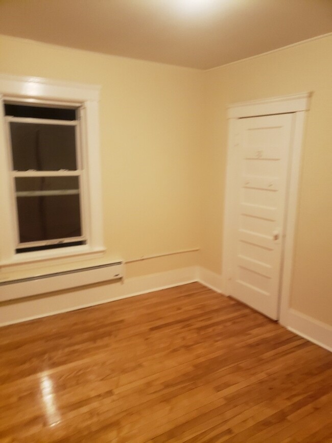 2nd Floor Bedroom 2 - 26 Hitchcock Rd