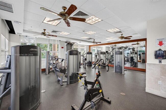 Building Photo - 19501 W Country Club Dr