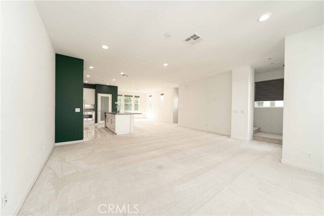 Building Photo - 134 Acamar