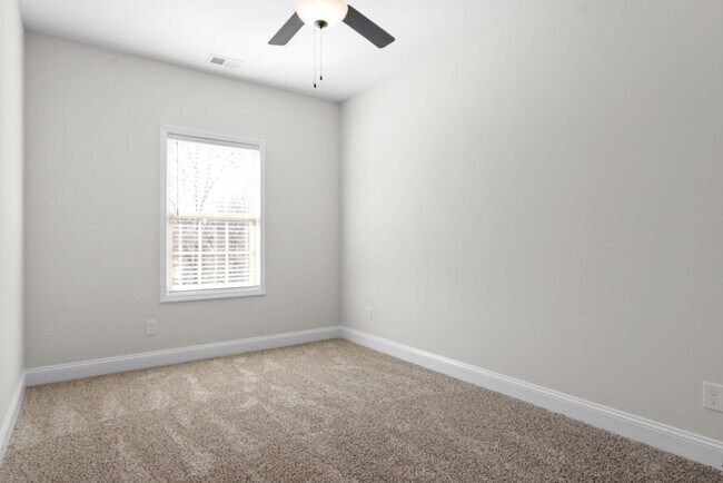 Building Photo - 500 Peachers Mill Rd
