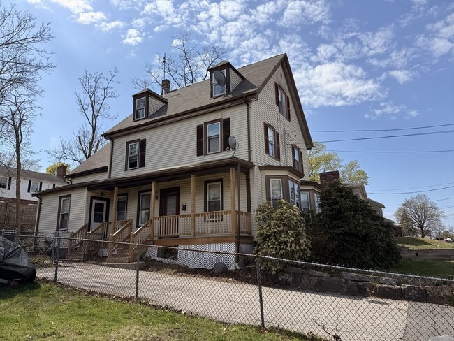 Building Photo - 81 South St