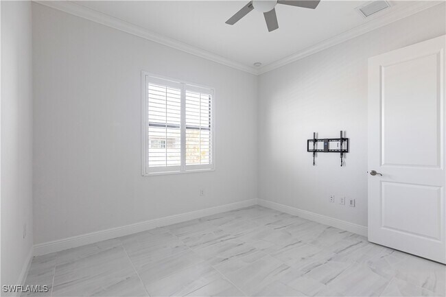Building Photo - 3405 Gulfstream Pkwy