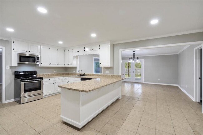 Building Photo - 3572 Leroy Stevens Rd