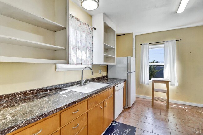 Building Photo - 1467 Ohio St