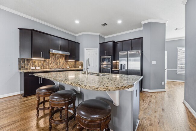 Building Photo - 2847 King's Retreat Cir