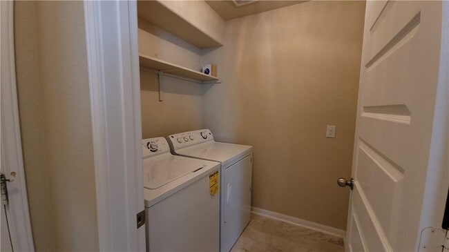 Building Photo - 110 Wilson Ct.