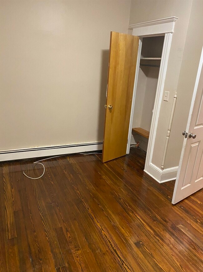 Building Photo - 672-674-674 John F. Kennedy Blvd