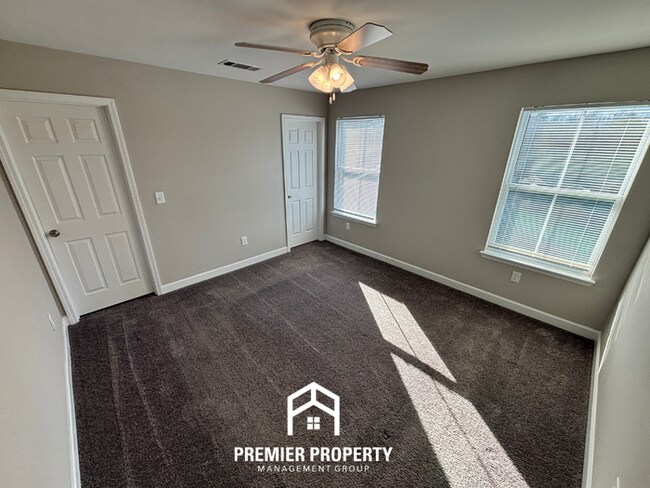 Building Photo - Family-Friendly 3BR Odenville Home with Stainless Steel Appliances & Spacious Backyard