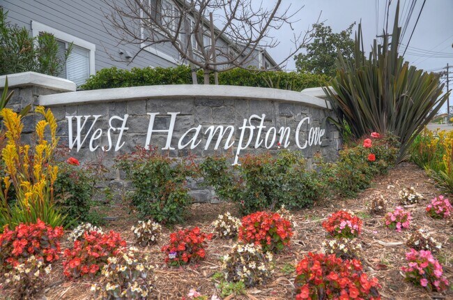 Building Photo - Well Kept 2BD Condo with Sunset Views