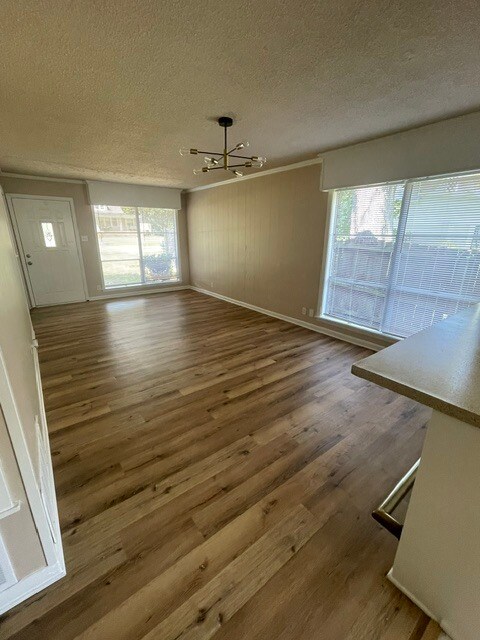 Building Photo - 2104 Garland Ave
