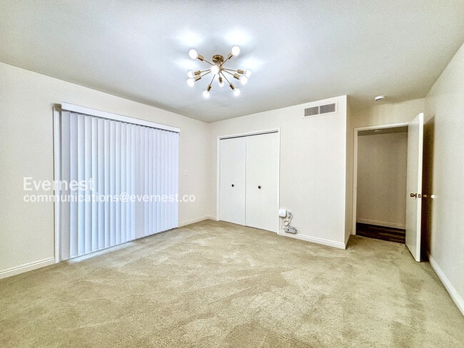 Building Photo - 27221 Sun City Blvd