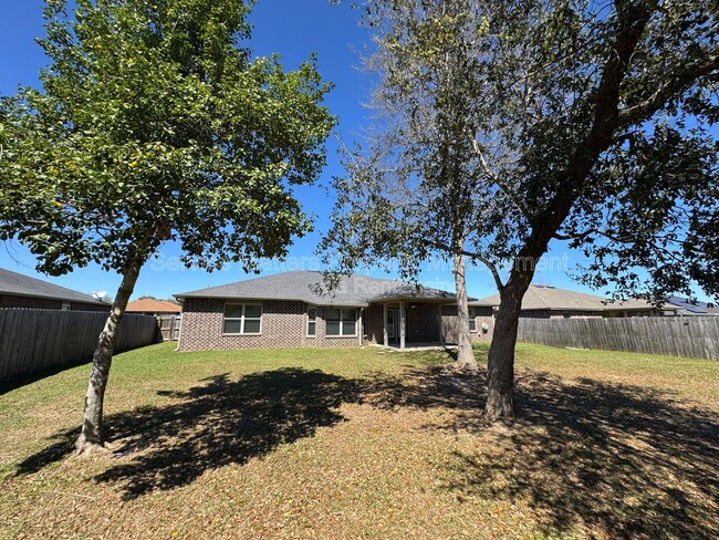 Building Photo - 5529 Cane Syrup Cir