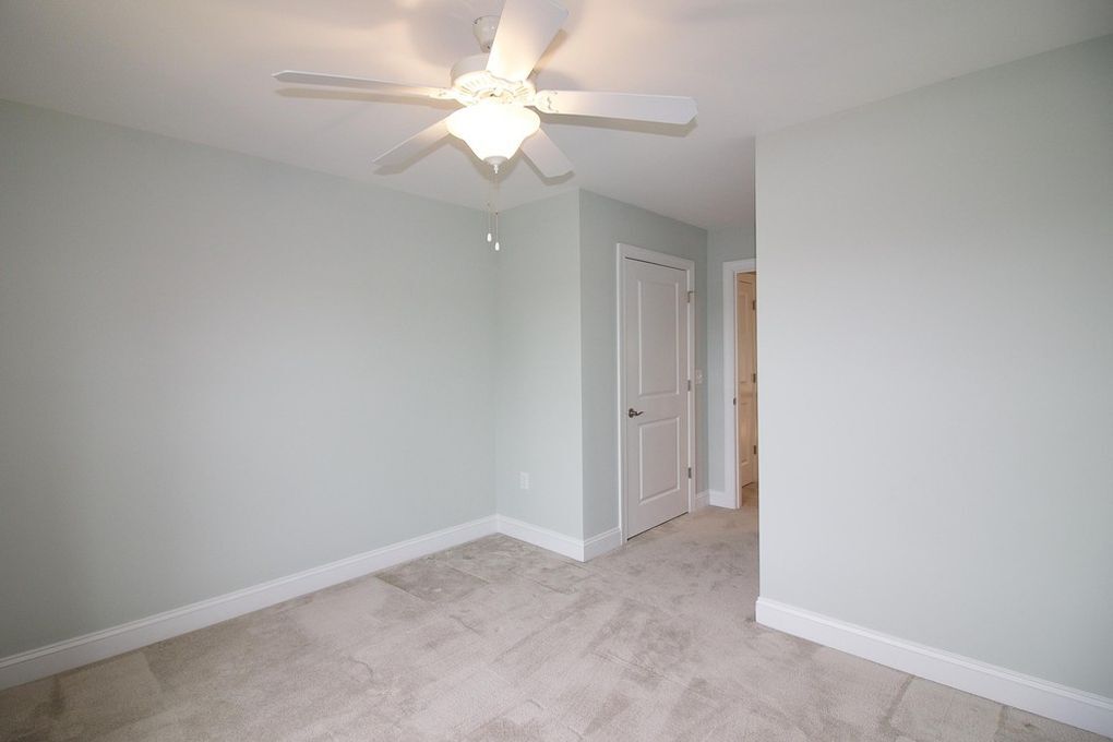 Building Photo - 45 Cypress Cir