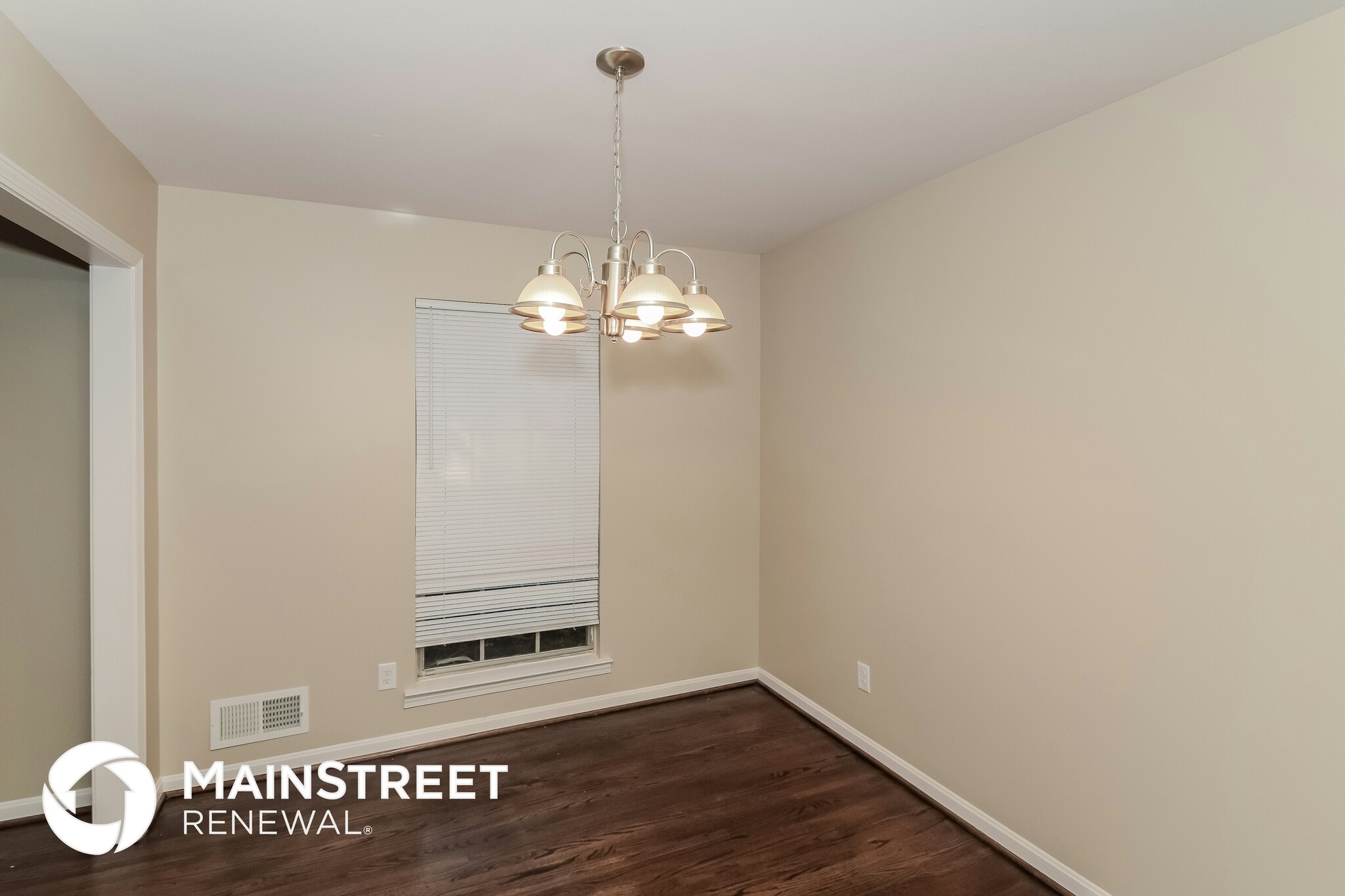 Building Photo - 1508 Brewster Cir