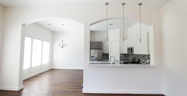 Building Photo - 9418 Glenfield Ct