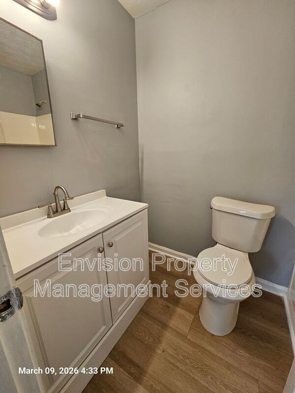 Building Photo - 2638 Fieldstone View Ln SE