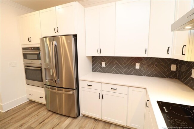 Building Photo - 110 Byrum St