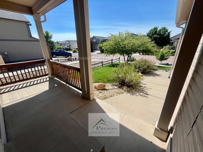 Building Photo - 7670 Manston Dr