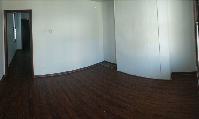 Building Photo - 489 -491 E Morrill Ave