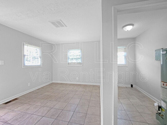 Building Photo - 13106 Ashlawn Dr